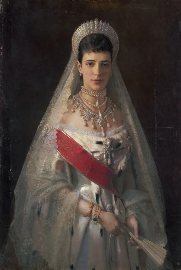 Portrait of Empress Maria Feodorovna (1881) by Ivan Kramskoi — original painting reproduced as a hand-painted oil on canvas