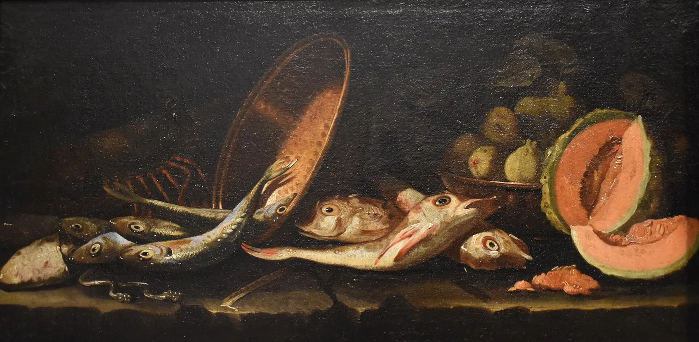 Nature morte aux poissons, melon coupé et plat de figues blanches — Elena Recco